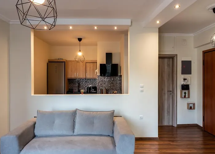 Luxury Apartment Overlooking The Citadel Of Tsakas