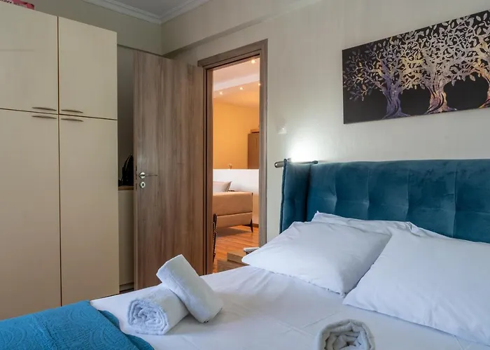 Luxury Apartment Overlooking The Citadel Of Tsakas