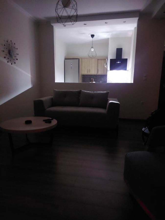 Apartment Luxury Overlooking The Citadel Of Tsakas